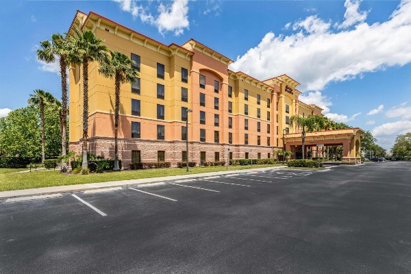 Hampton Inn By Hilton & Suites Orlando-South Lake Buena Vista image 2